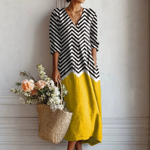 Printed V-neck dress FF303186