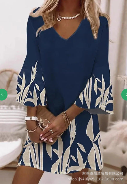 Robe décolleté en V imprimée sur toute la surface m302858