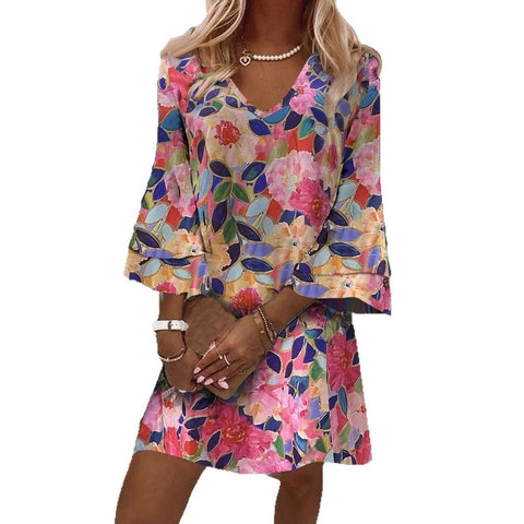 Robe décolleté en V imprimée sur toute la surface m302858